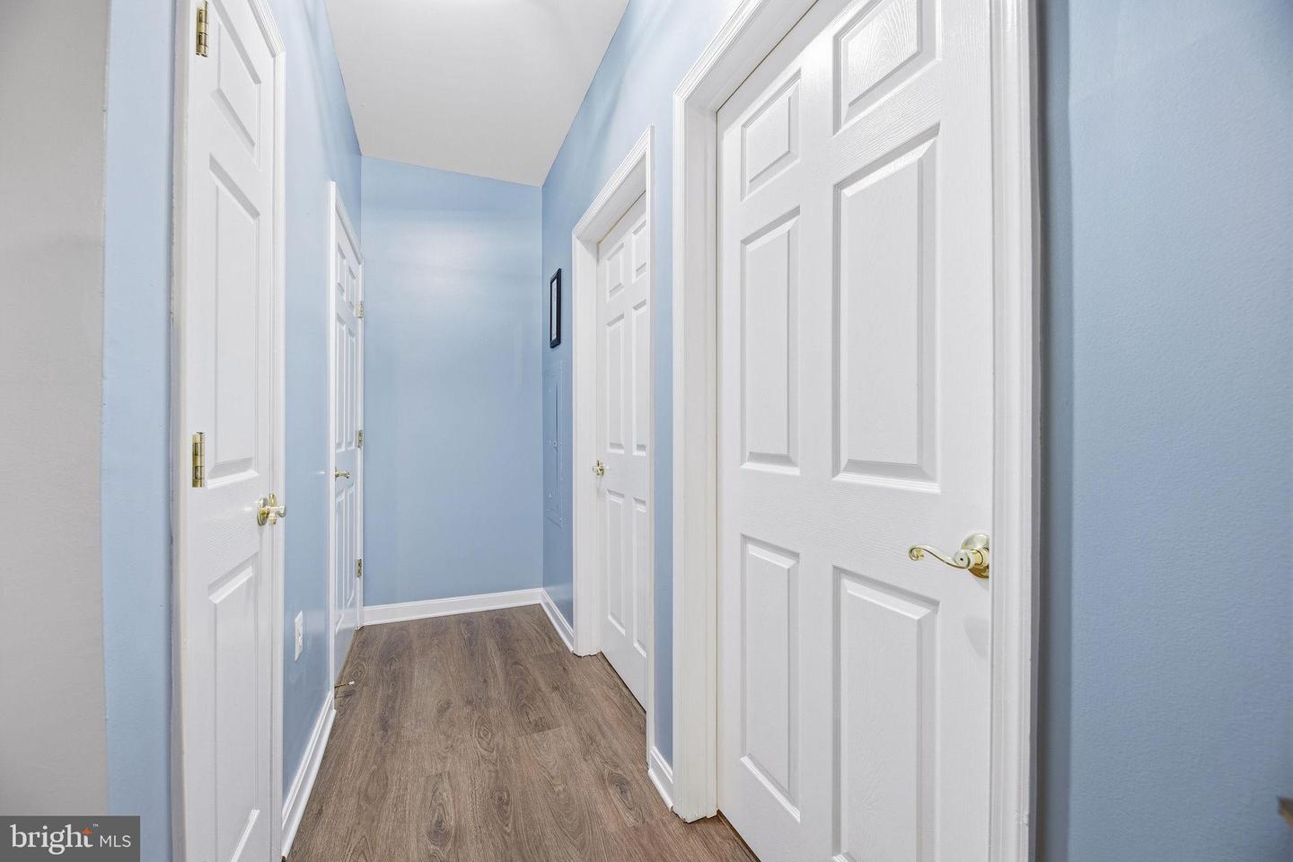 302 Driftwood Ln #302 Property Photo 16