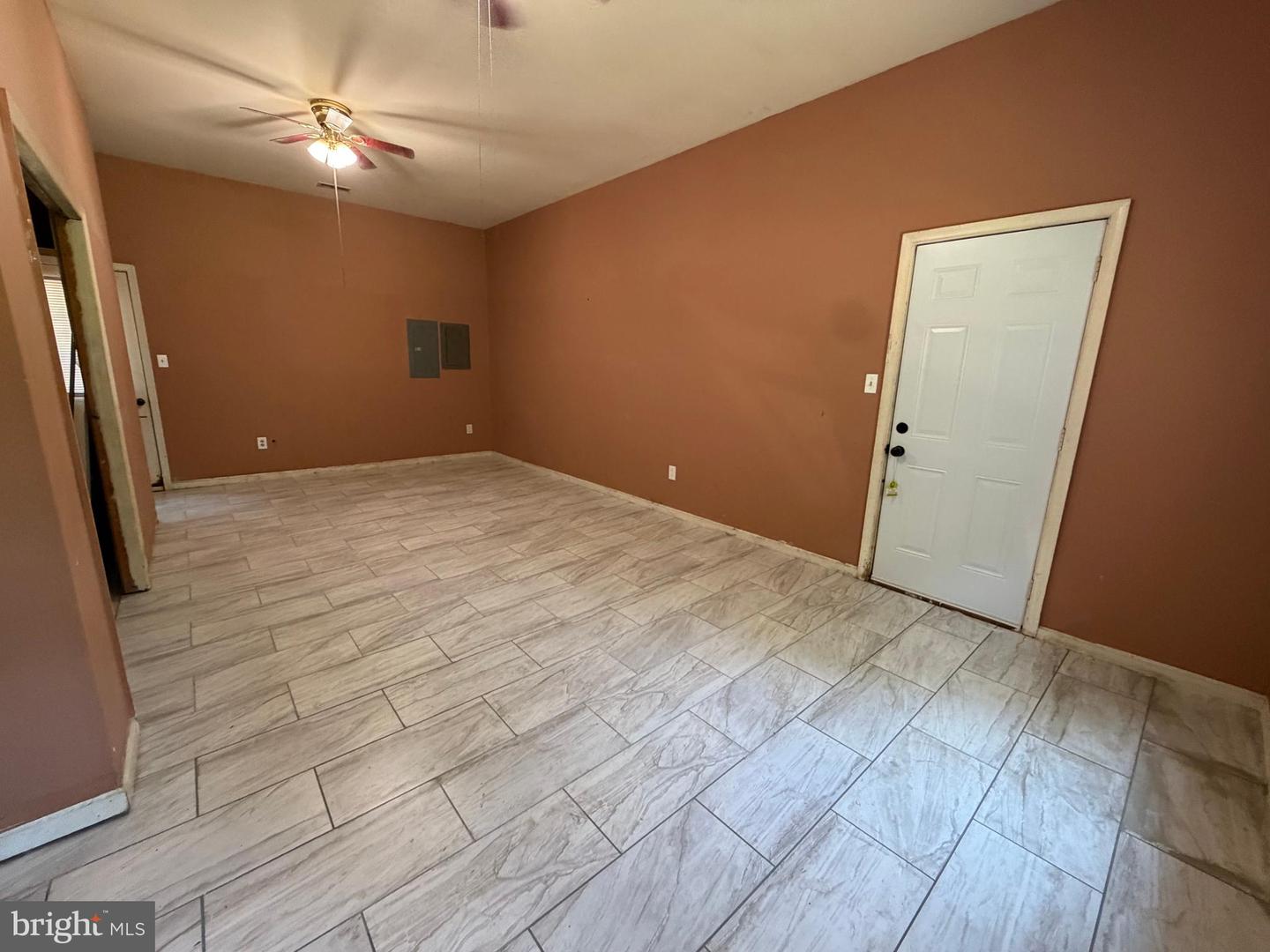 1270 Tongue Cove Dr Property Photo 19