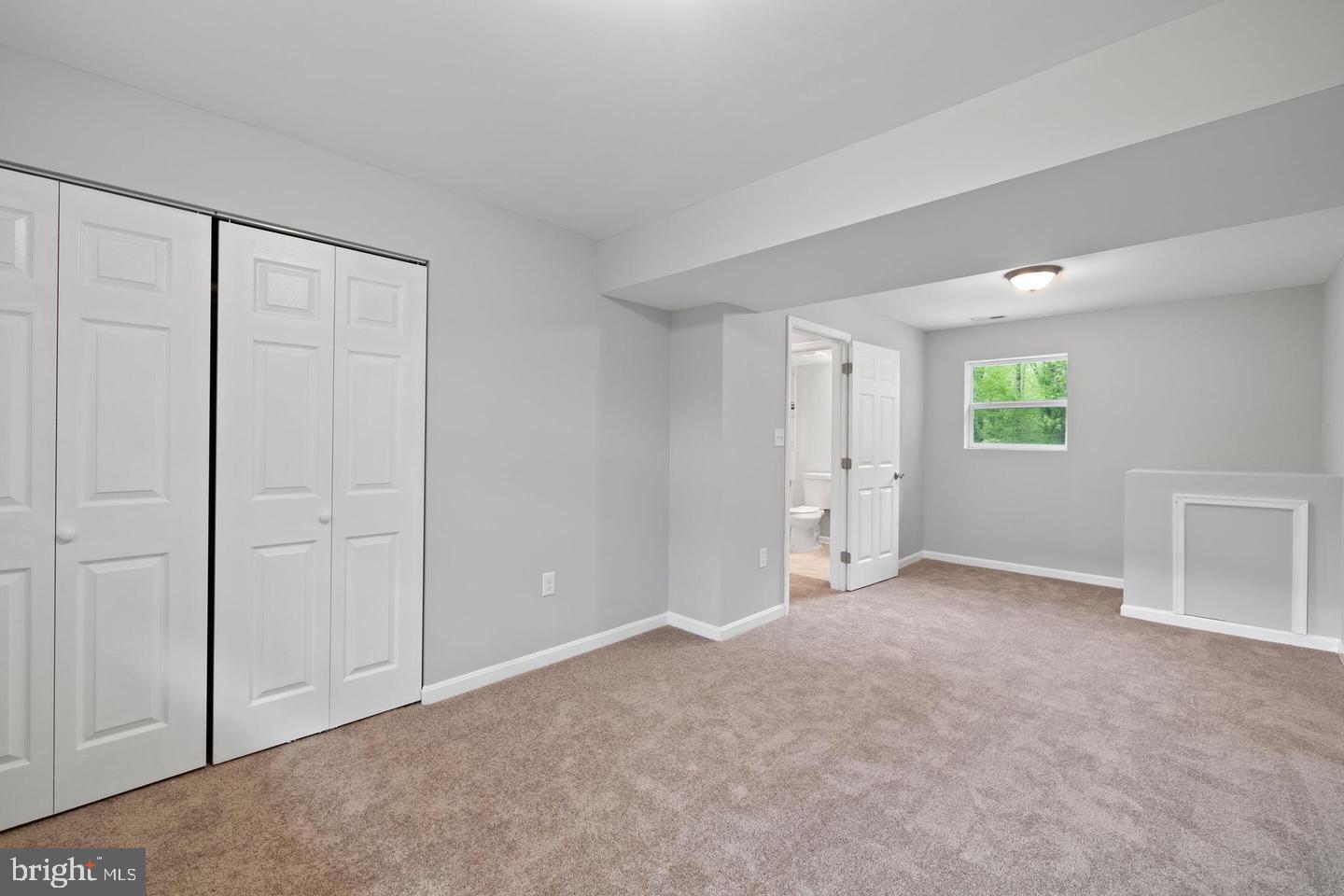 3491 Solomons Island Rd Property Photo 13