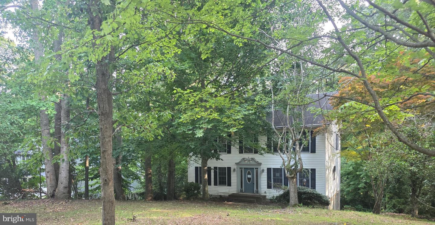 5825 Magnolia Cir Property Photo 1