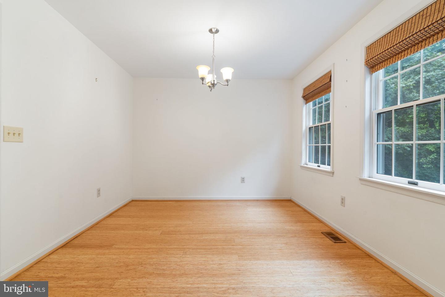 4325 Willows Rd Property Photo 9