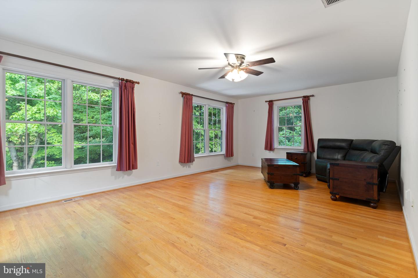4325 Willows Rd Property Photo 12