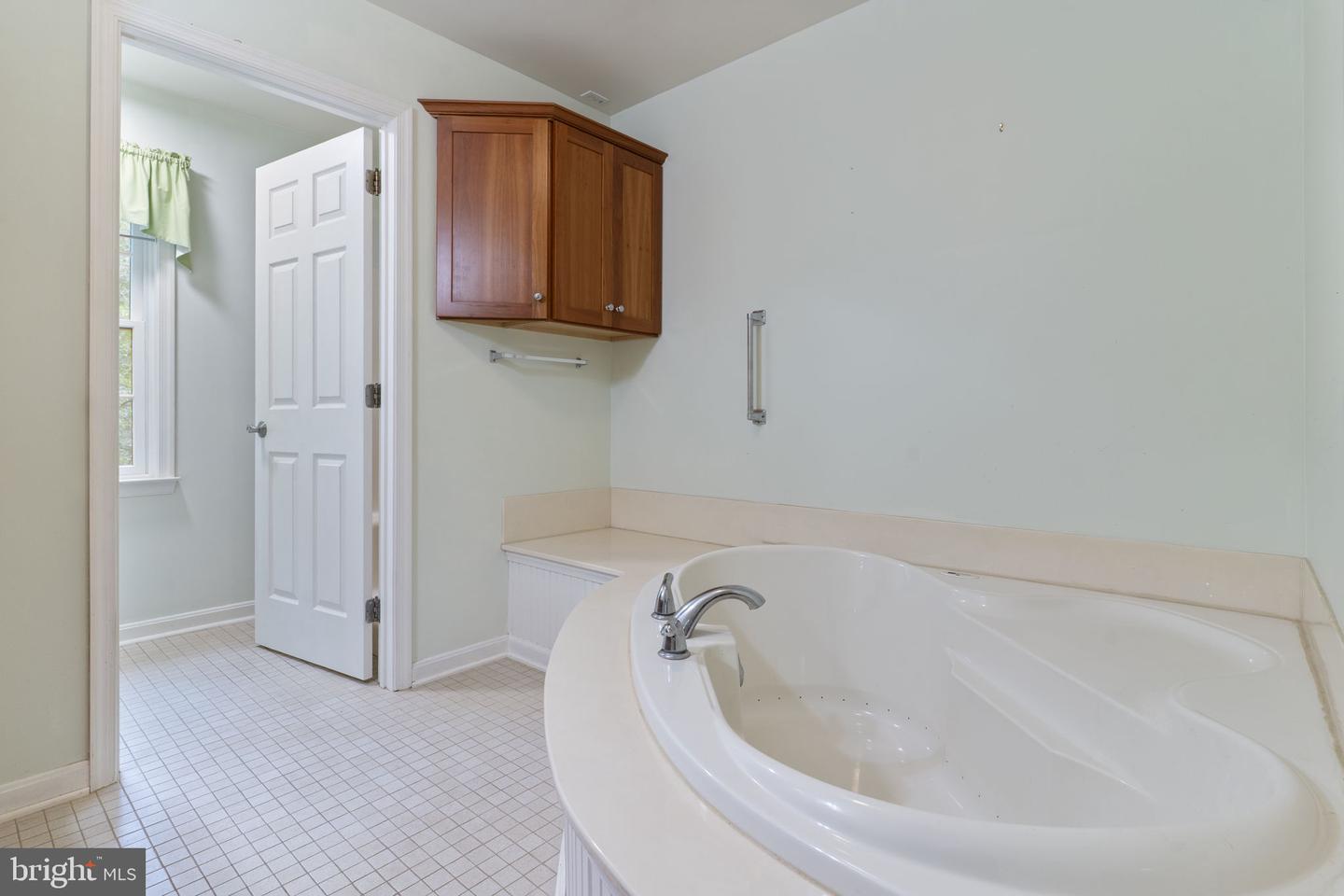 4325 Willows Rd Property Photo 18