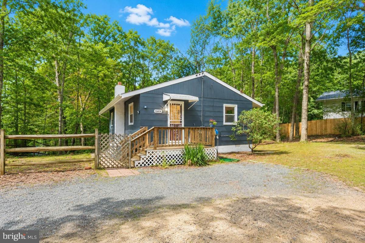 12414 Ridge Rd Property Photo 1