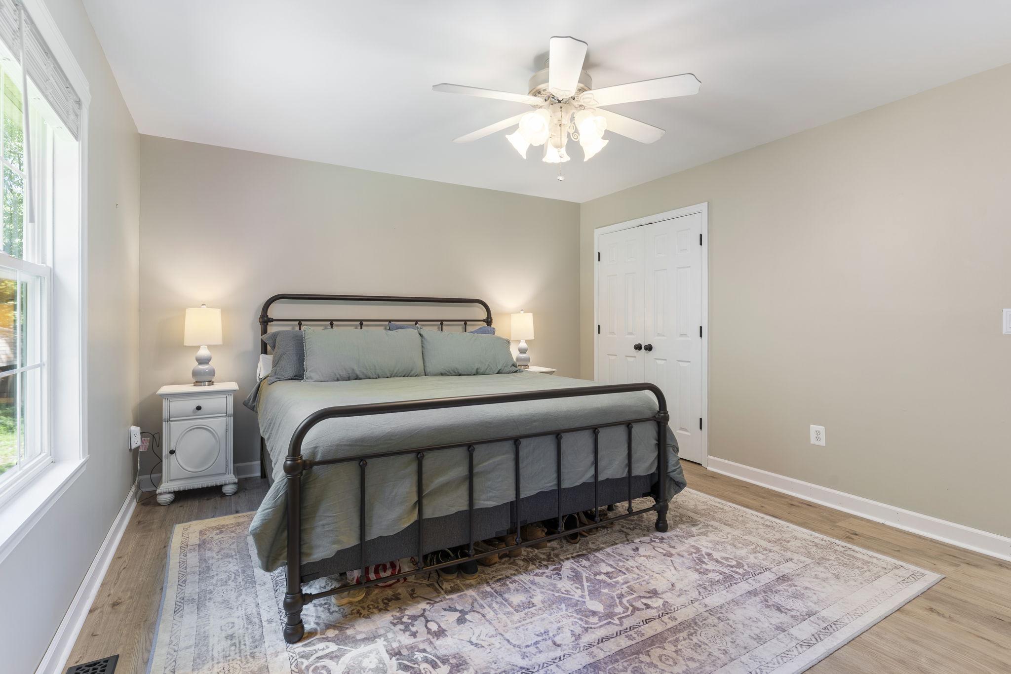 1126 Stagecoach Trl Property Photo 13