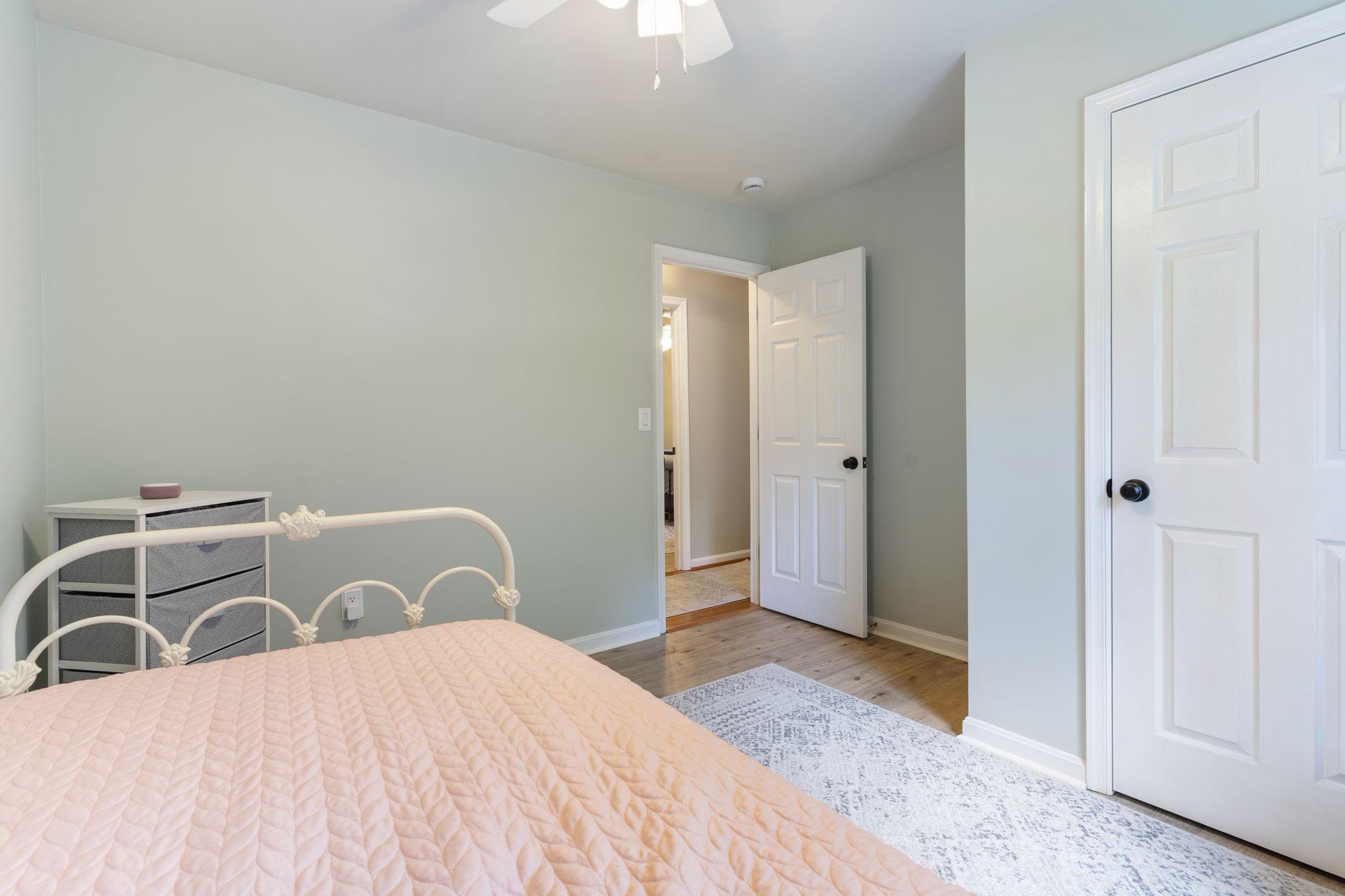 1126 Stagecoach Trl Property Photo 17