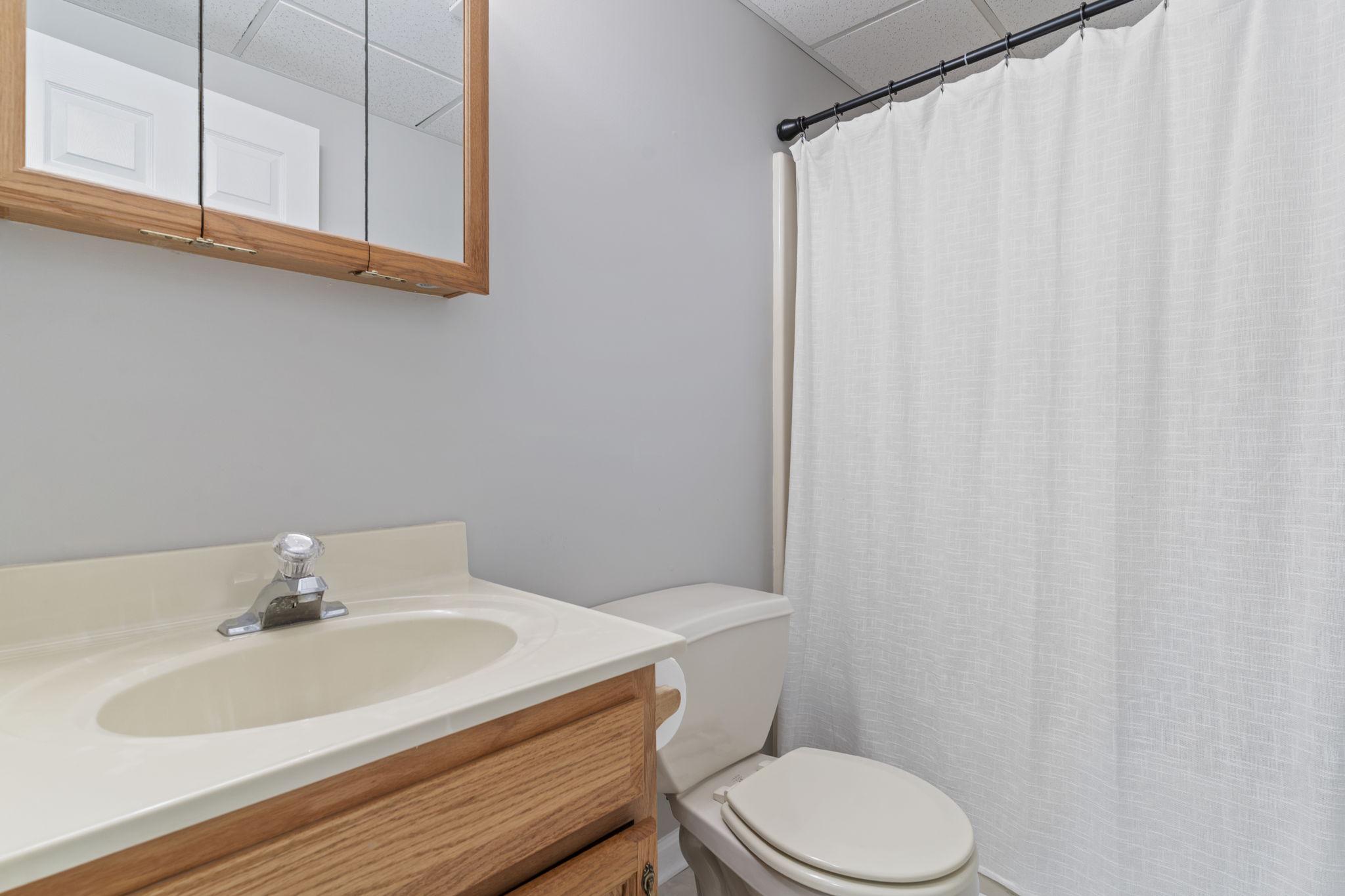 1126 Stagecoach Trl Property Photo 26