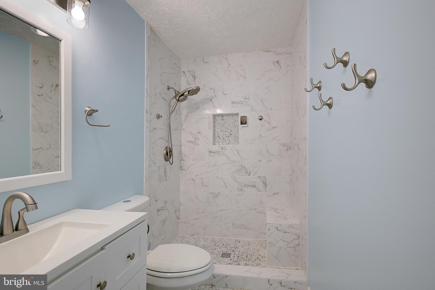 9010 Mary Ann Dr Property Photo 13