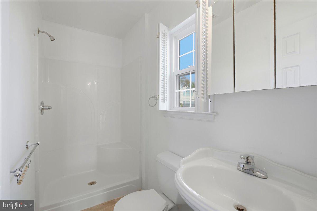 4136 7th St Property Photo 10