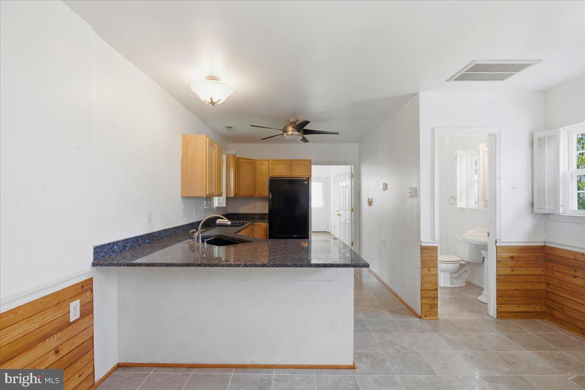 4136 7th St Property Photo 12