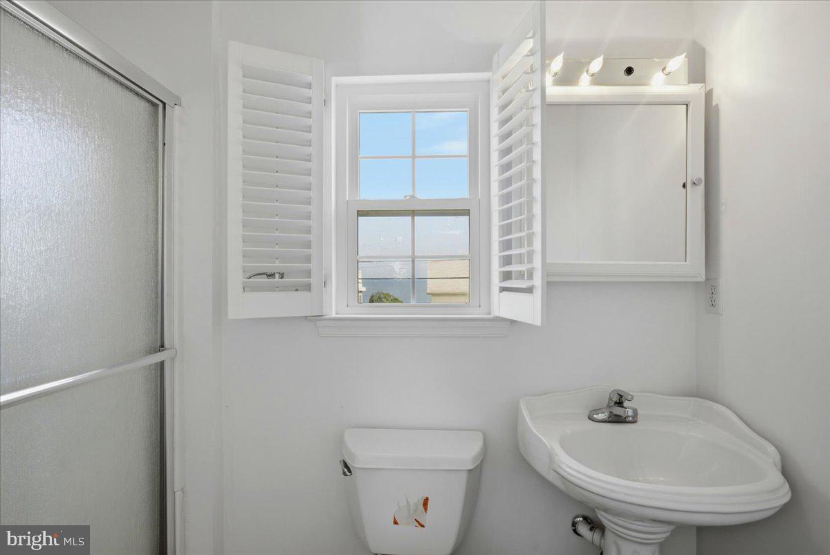 4136 7th St Property Photo 20