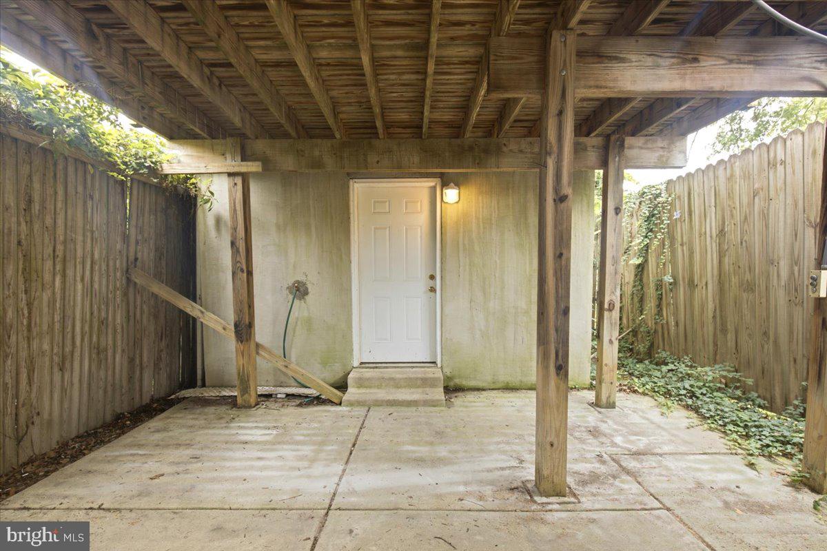 4136 7th St Property Photo 45