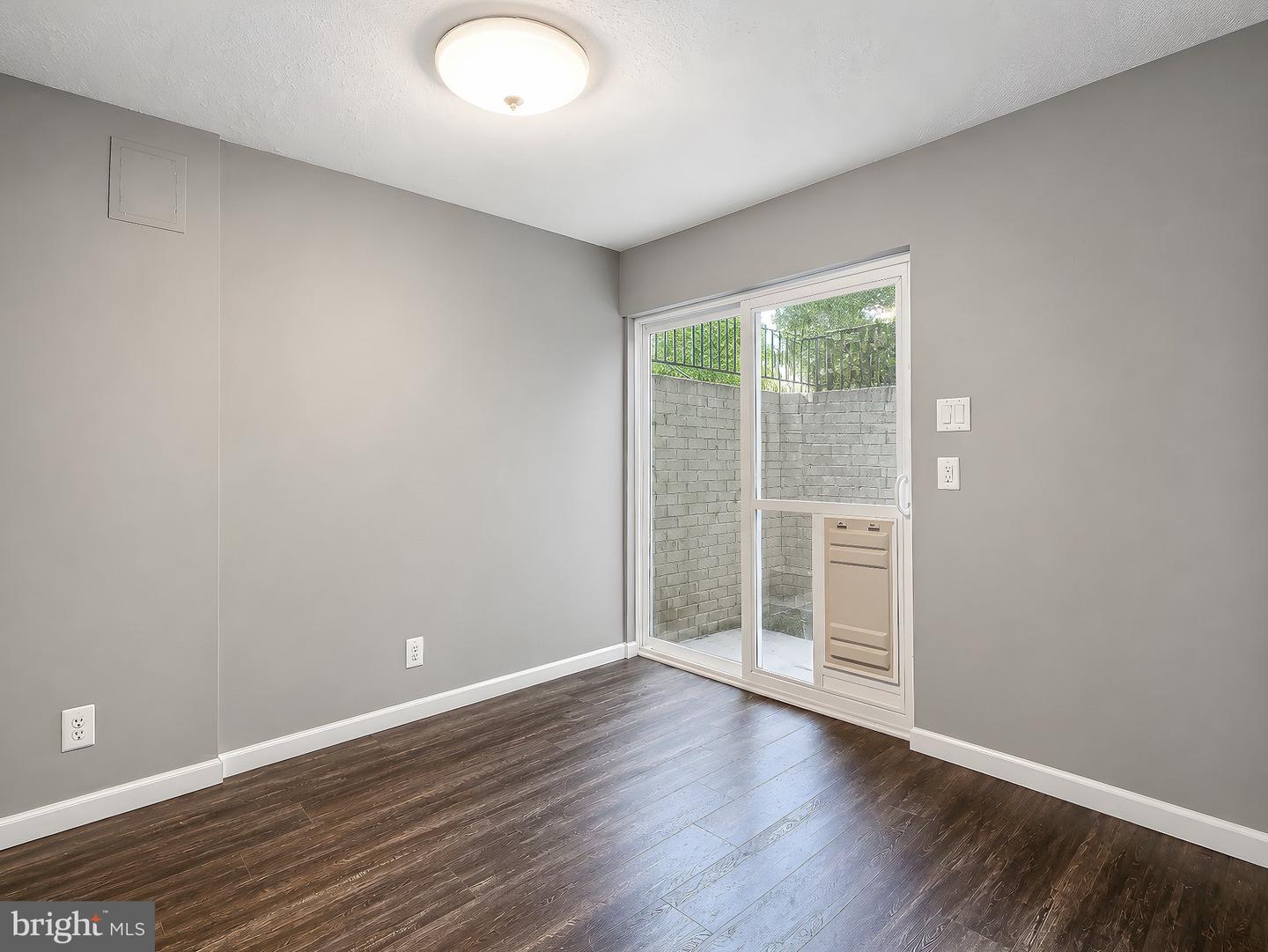 5210 Knights Ct Property Photo 44