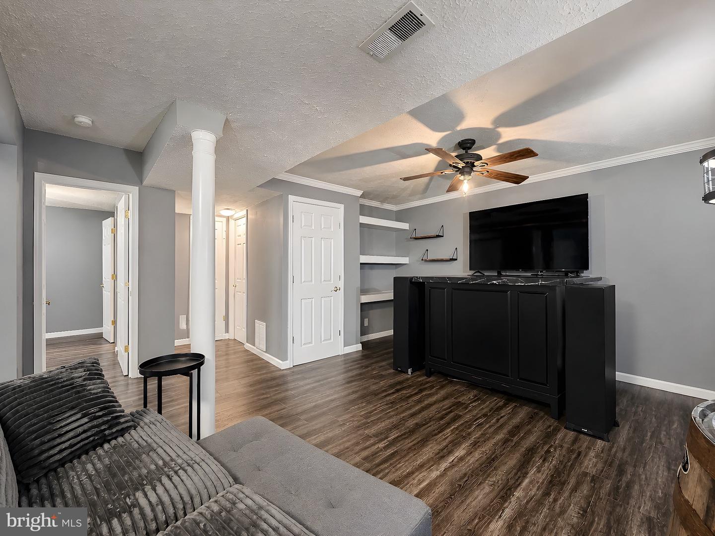 5210 Knights Ct Property Photo 46