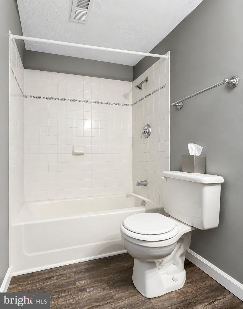 5210 Knights Ct Property Photo 53