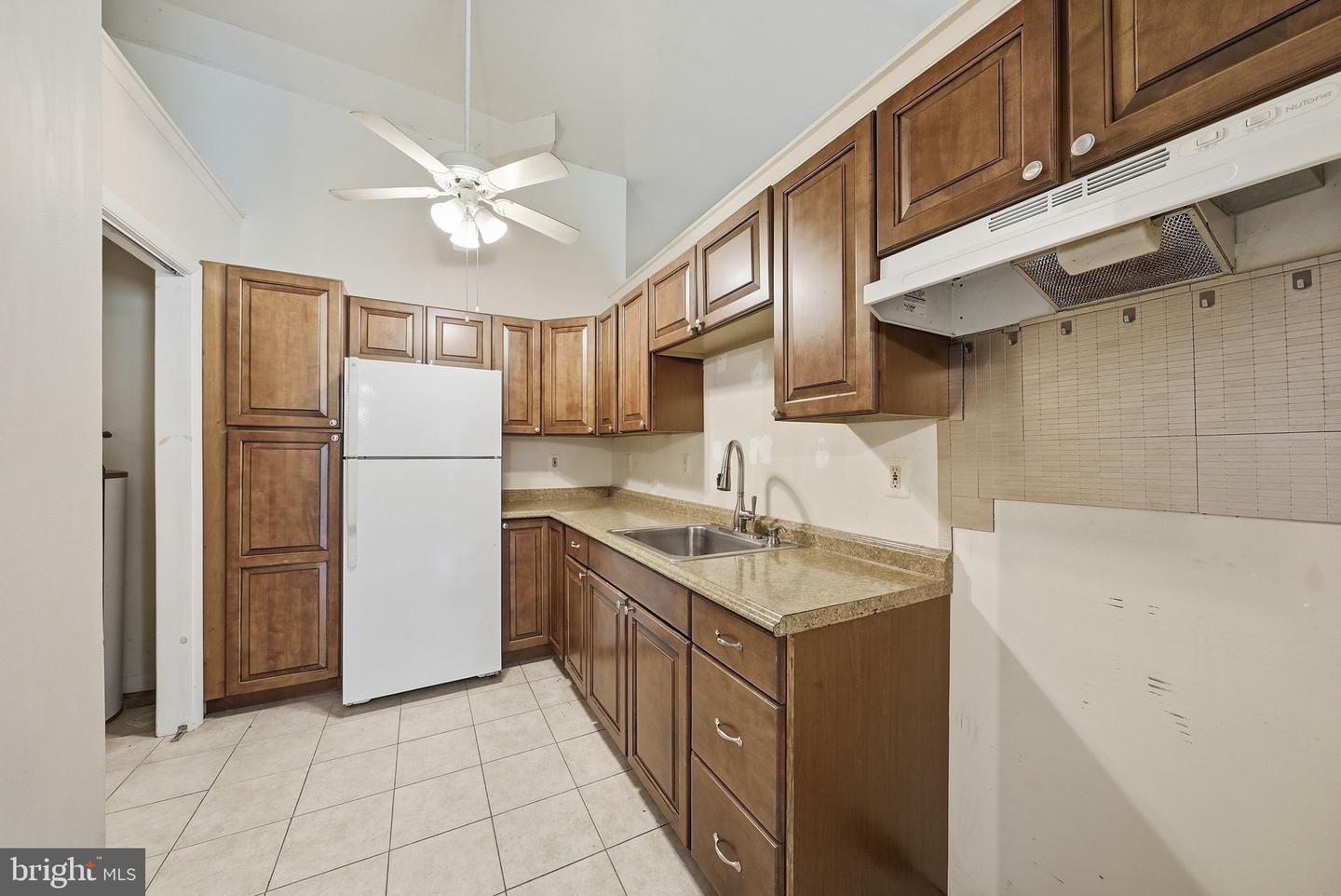 9201 Owings Manor Ct Property Photo 16