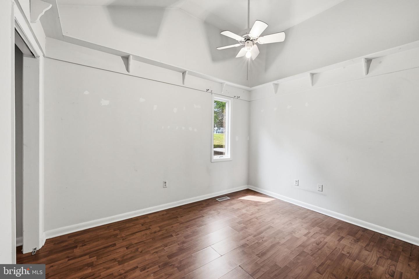 9201 Owings Manor Ct Property Photo 17