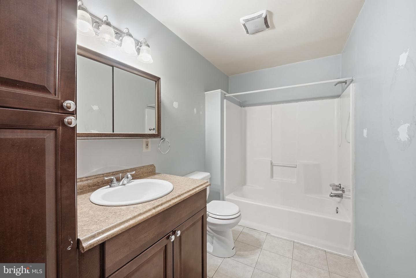 9201 Owings Manor Ct Property Photo 18