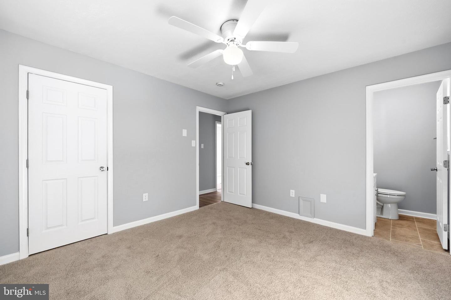 650 Field Rd Property Photo 16