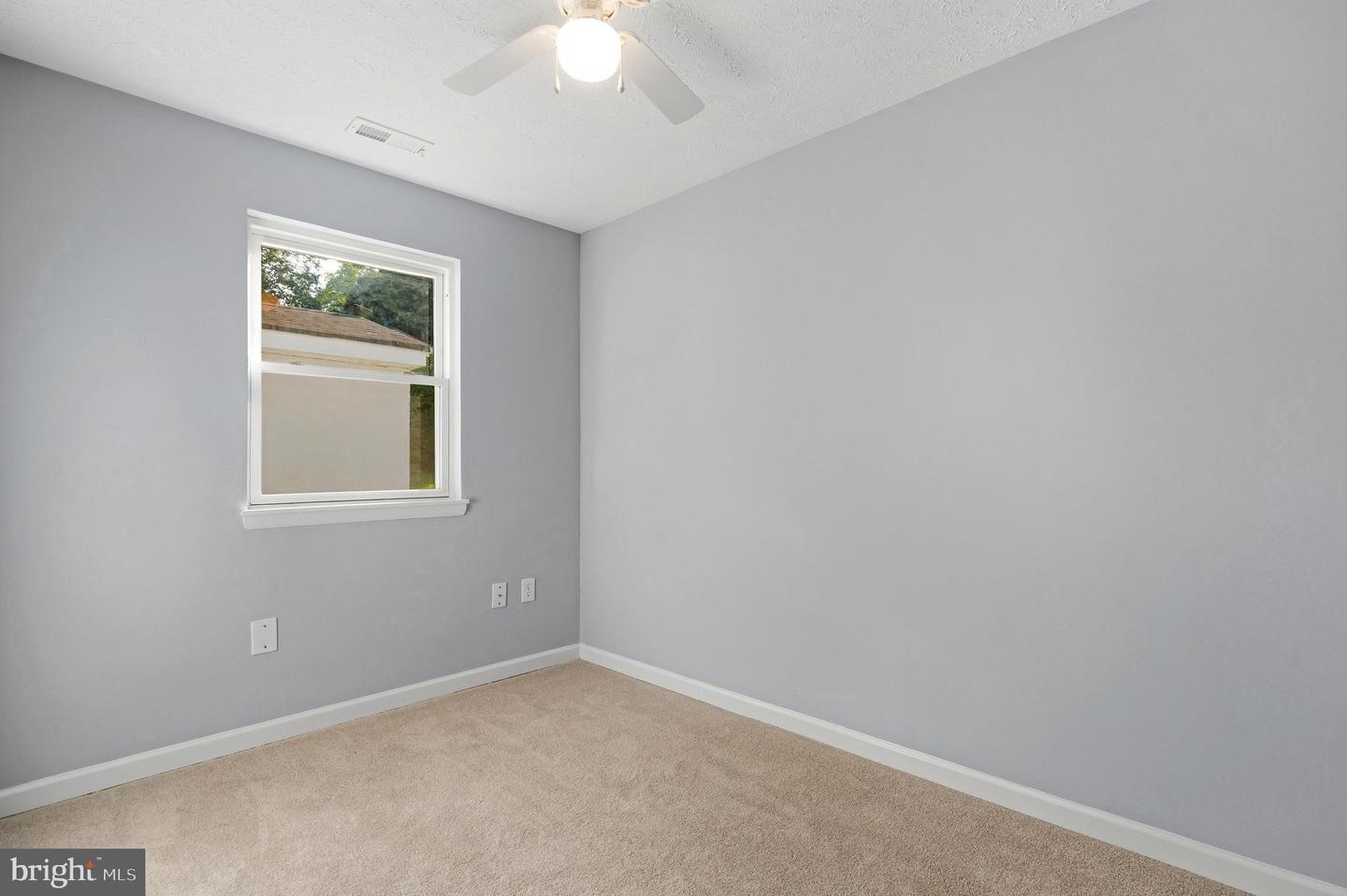 650 Field Rd Property Photo 21