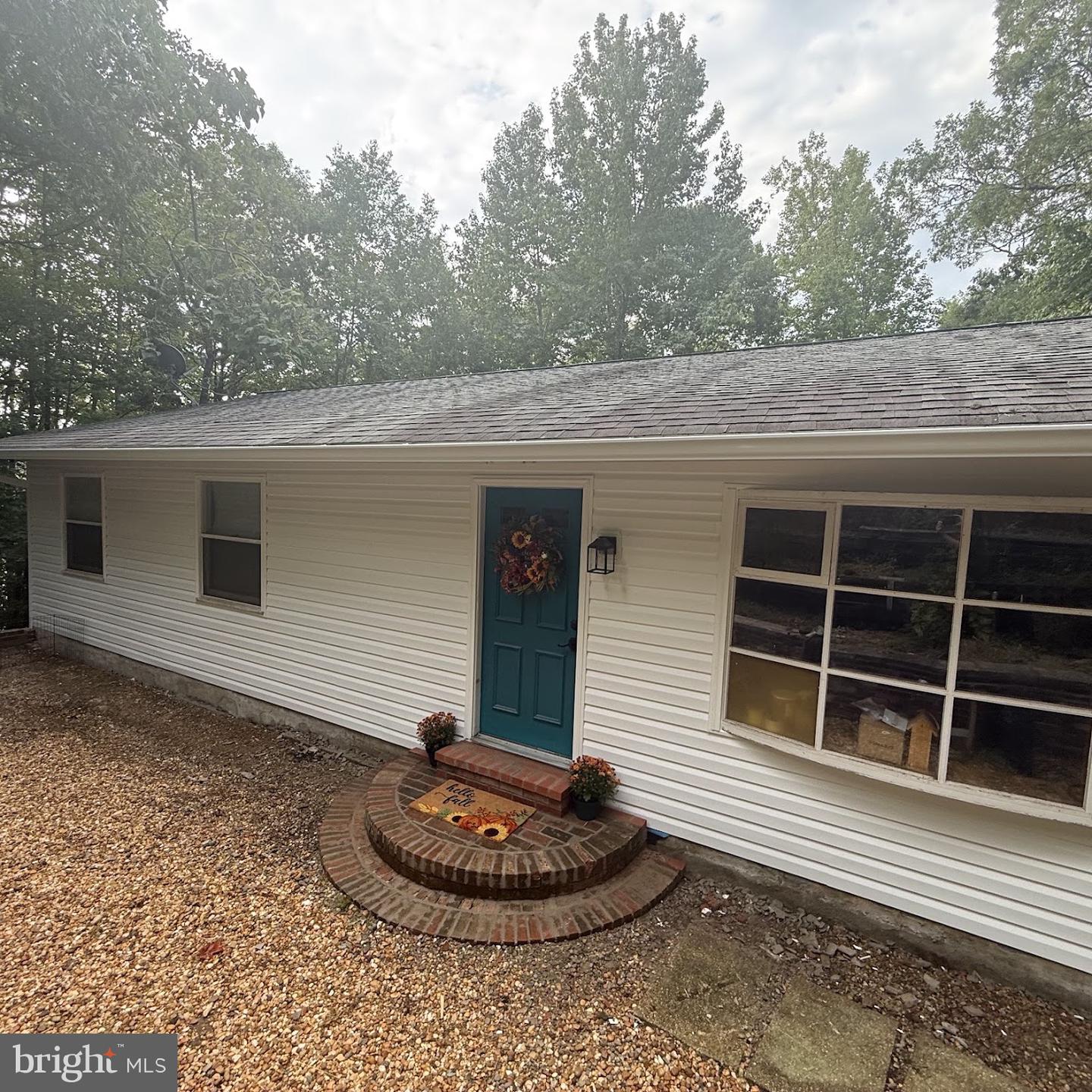 11522 Stirrup Ln Property Photo 2