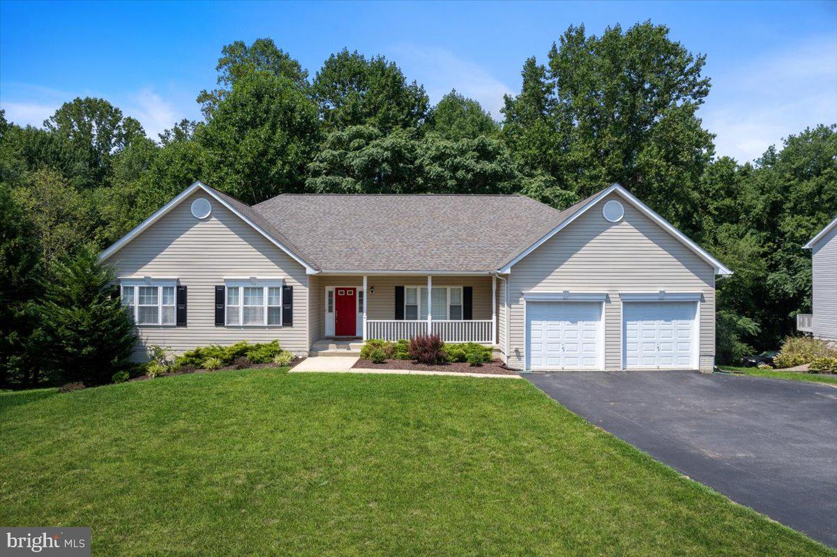 170 Coventry Ct Property Photo 1