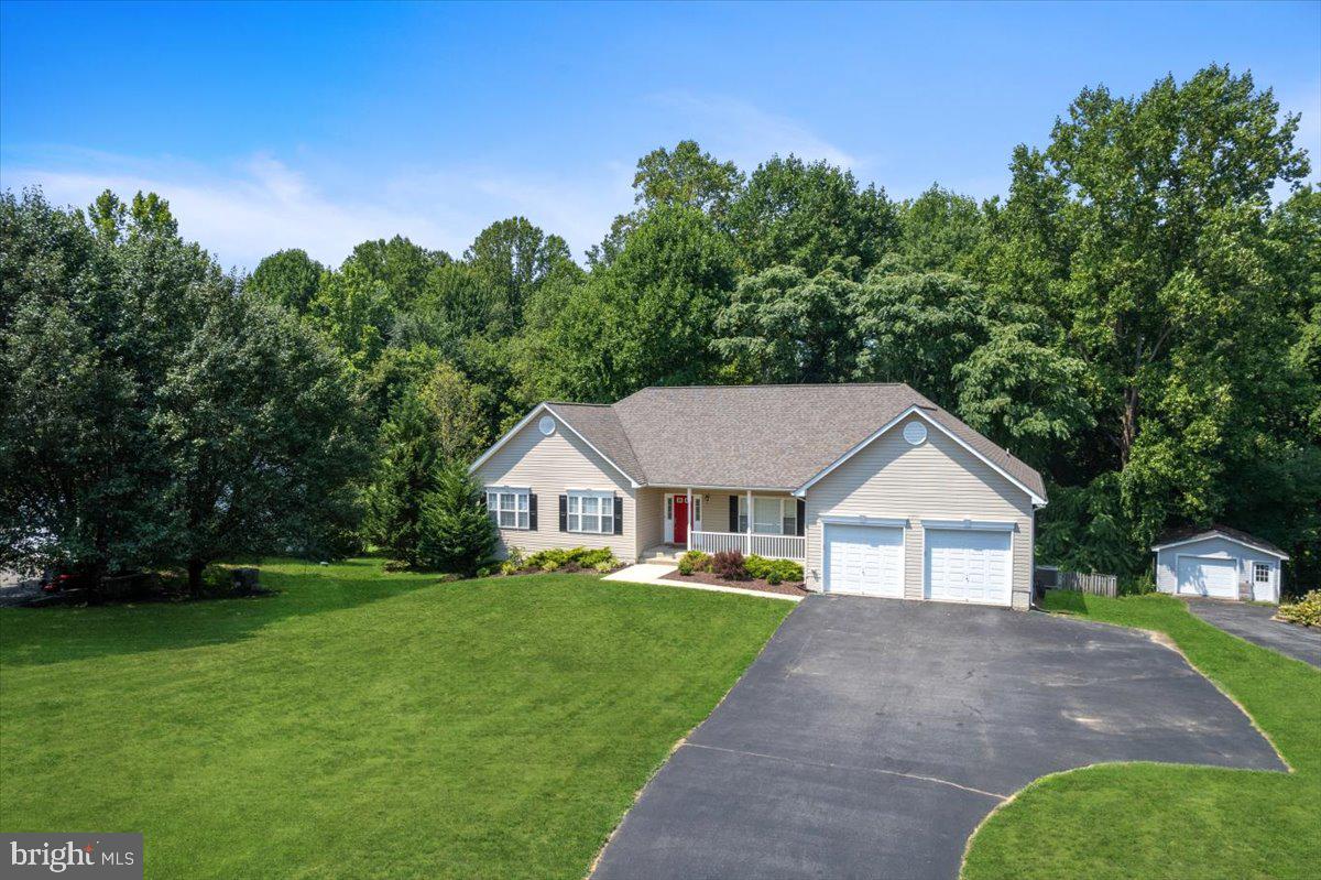 170 Coventry Ct Property Photo 4