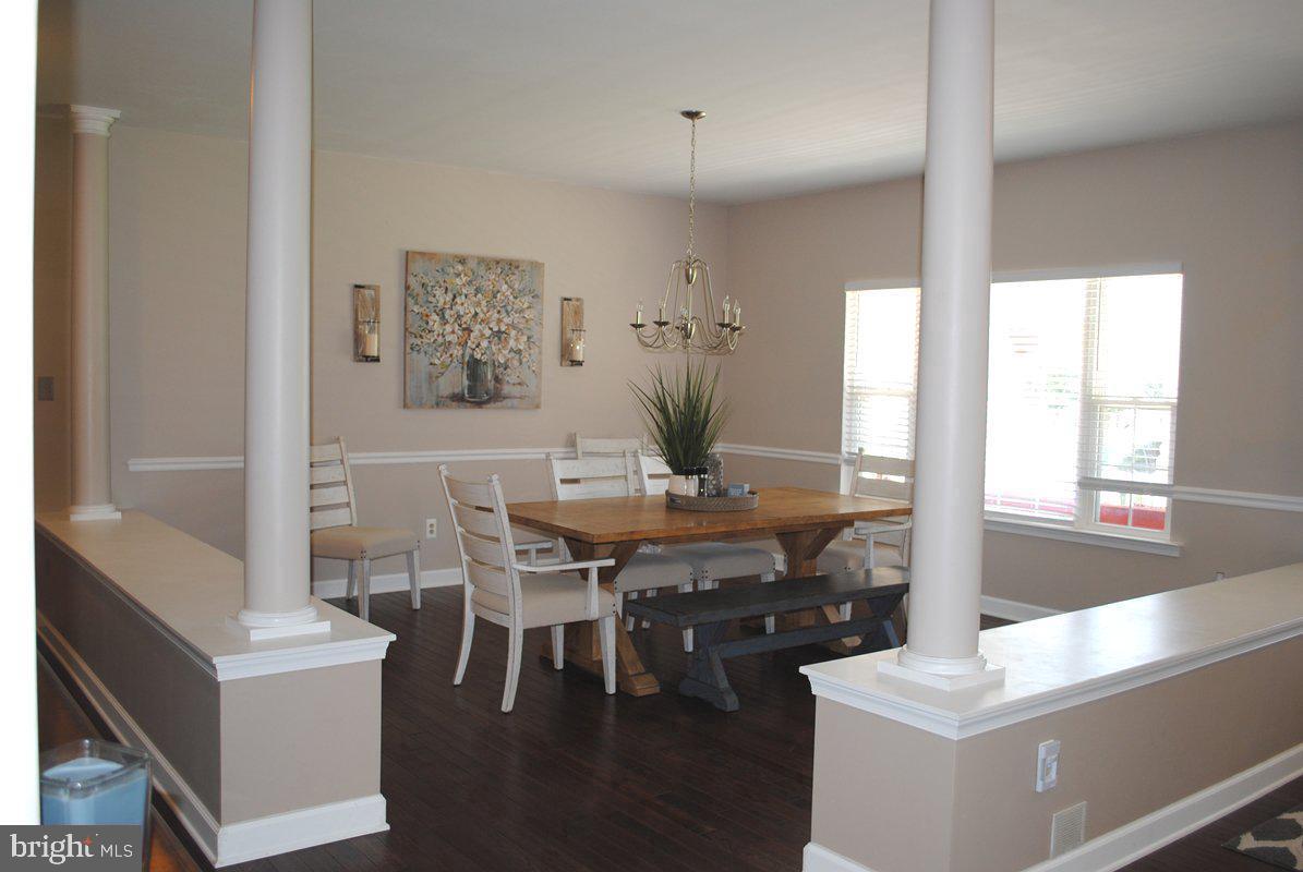 170 Coventry Ct Property Photo 13