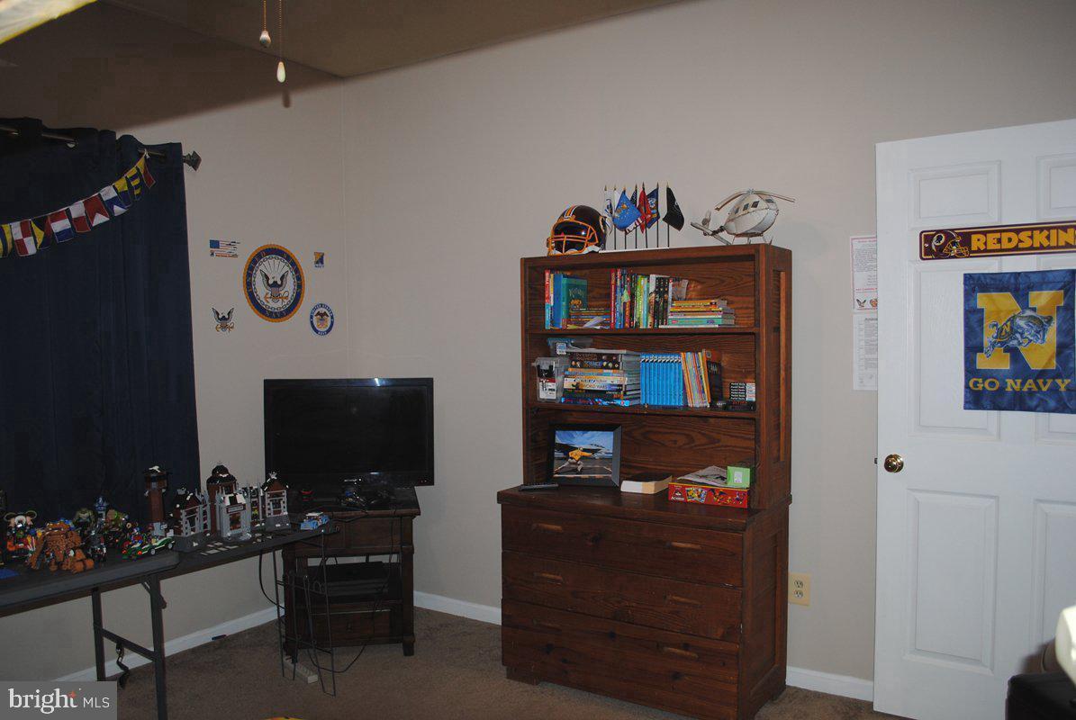 170 Coventry Ct Property Photo 15