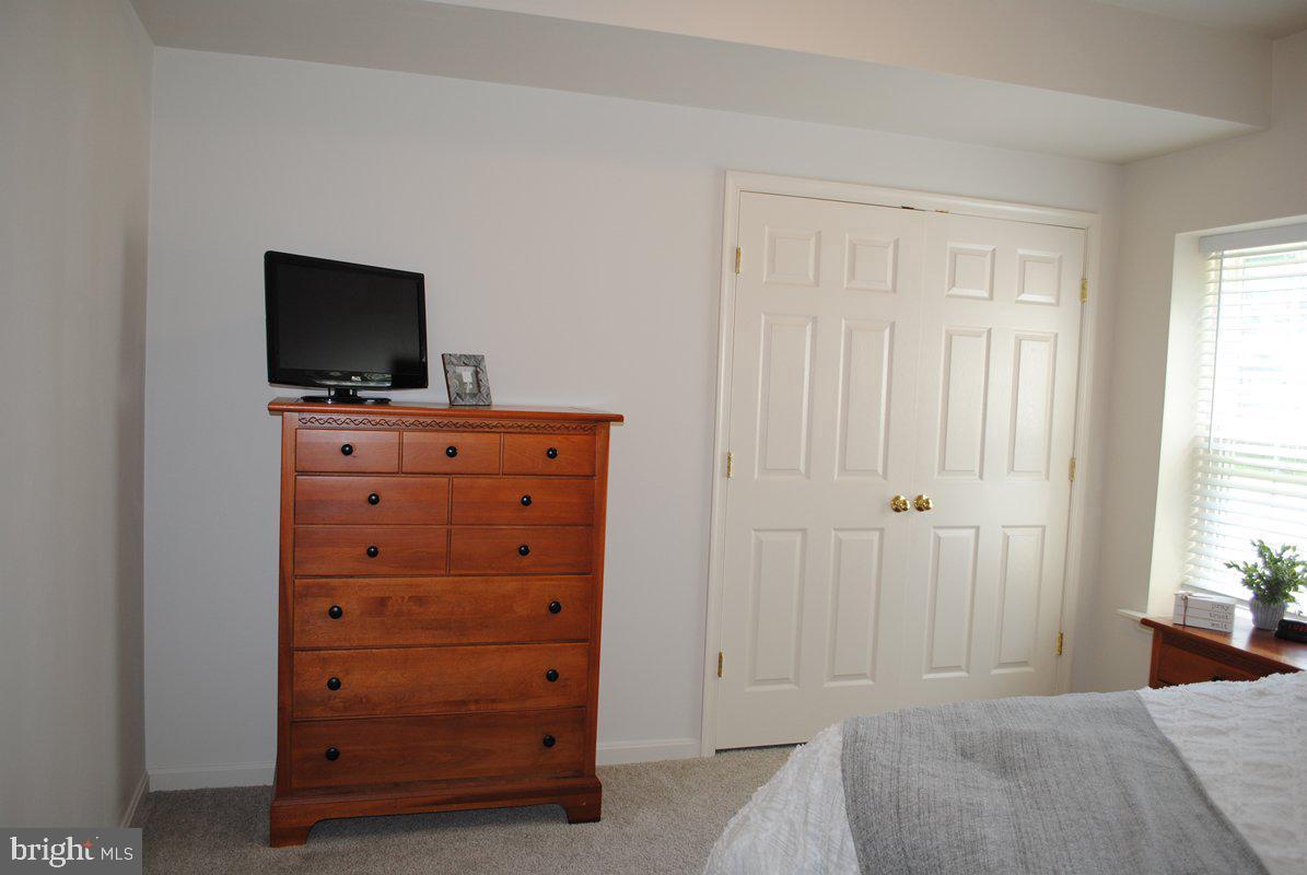 170 Coventry Ct Property Photo 20