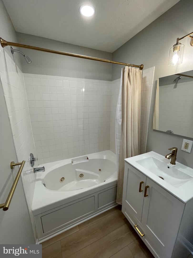 13750 Summer Pl Property Photo 20