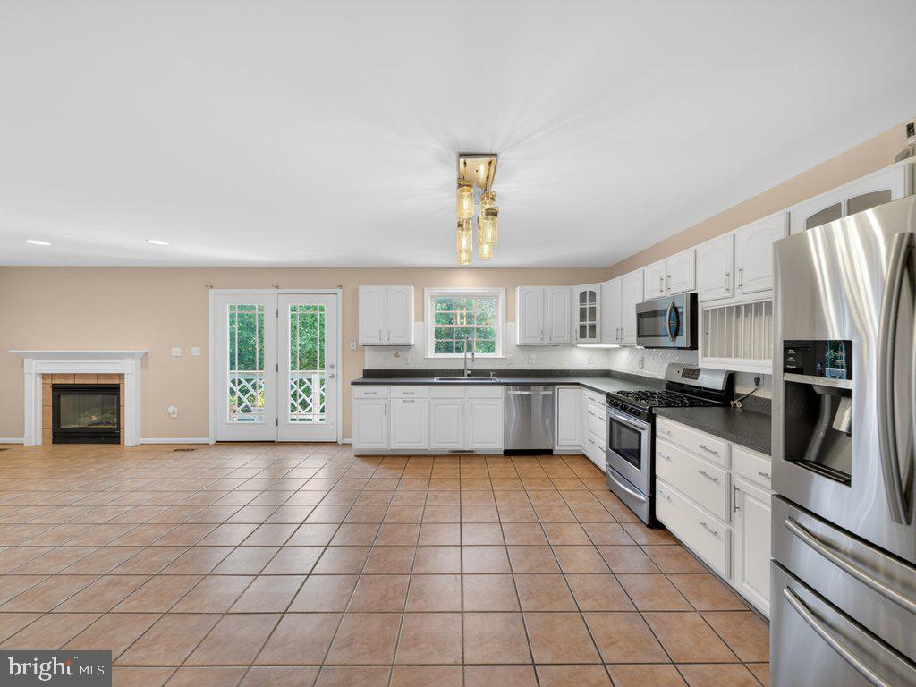 9290 Baker St Property Photo 20