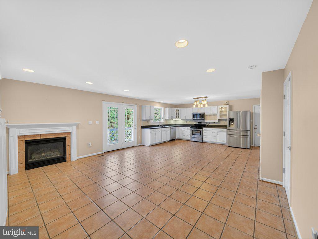 9290 Baker St Property Photo 21