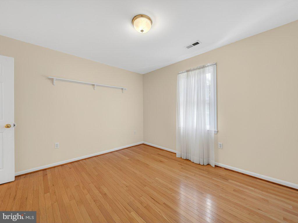 9290 Baker St Property Photo 35