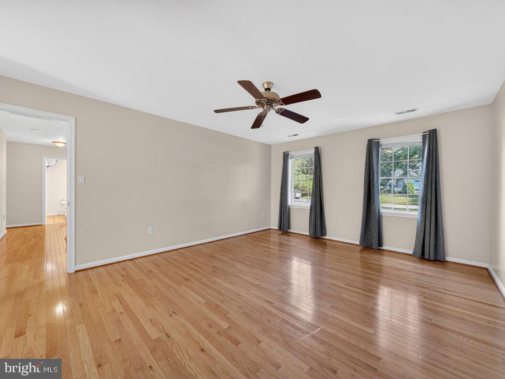 9290 Baker St Property Photo 45