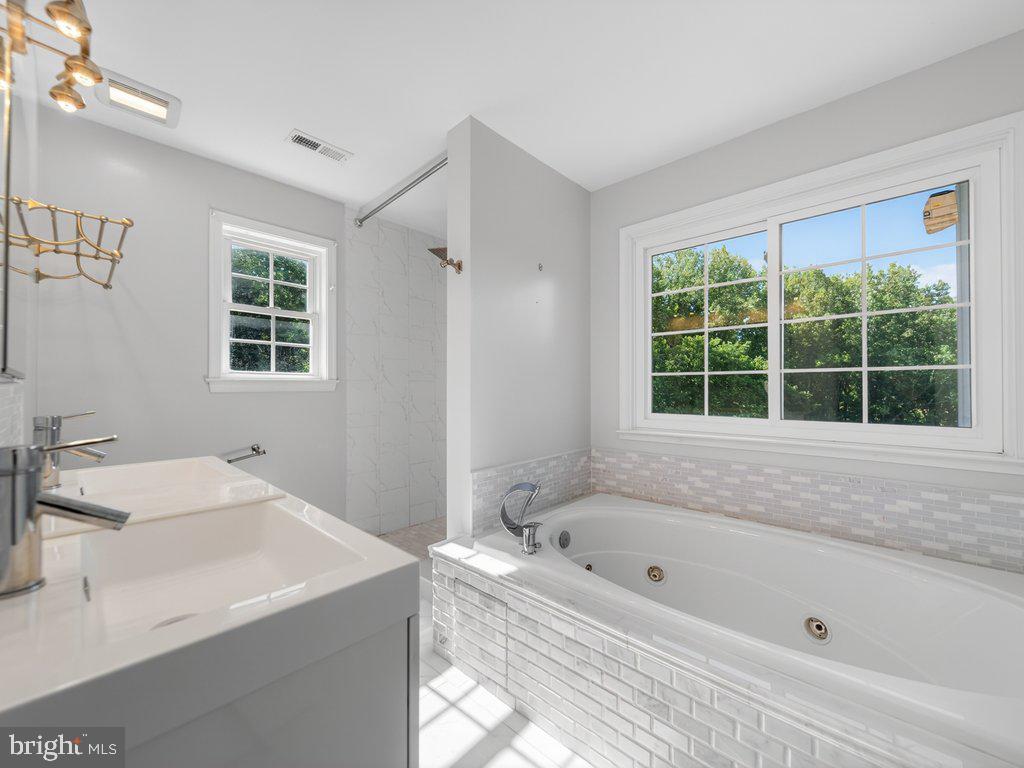 9290 Baker St Property Photo 46