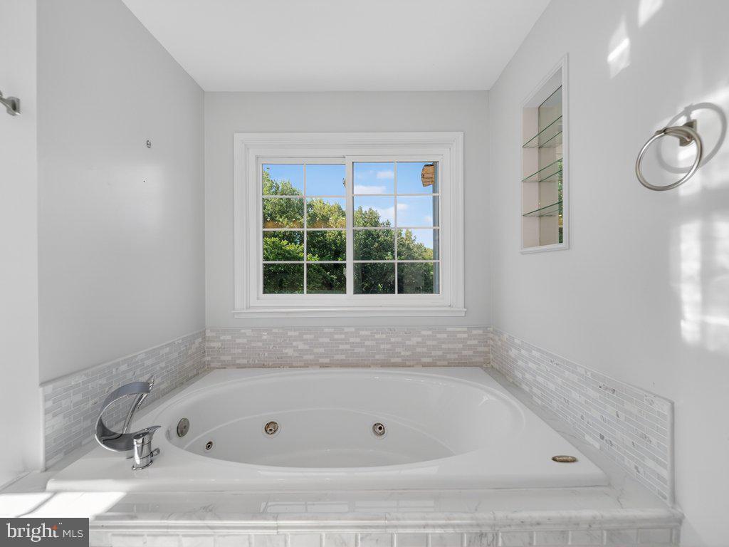 9290 Baker St Property Photo 47