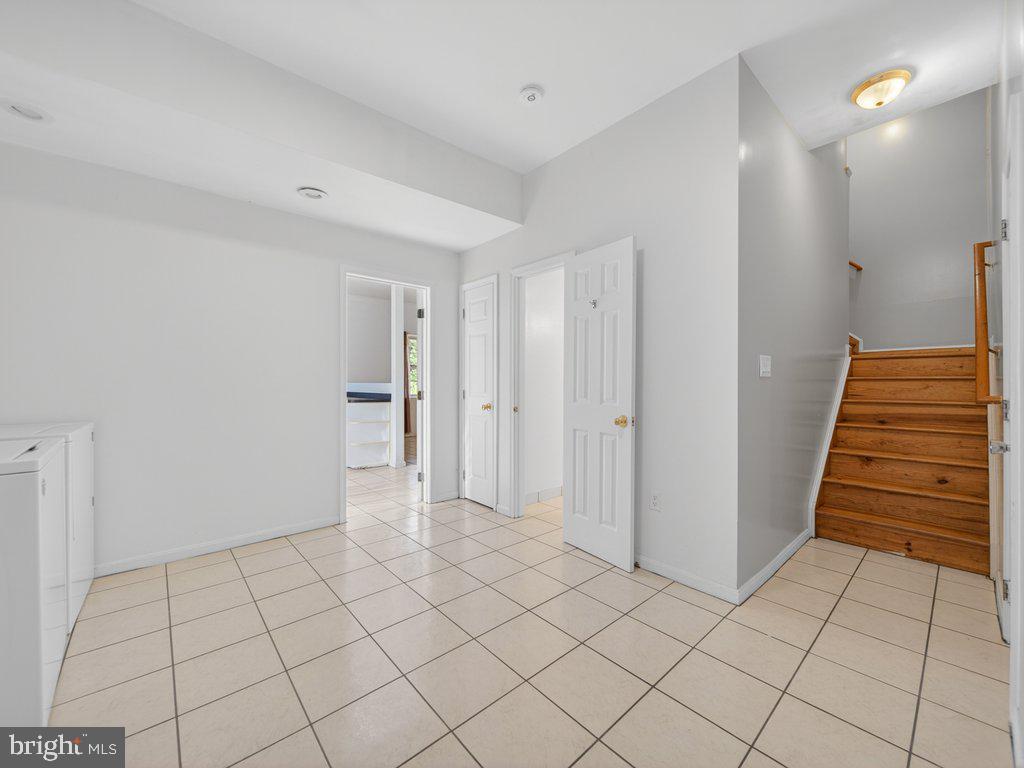 9290 Baker St Property Photo 51