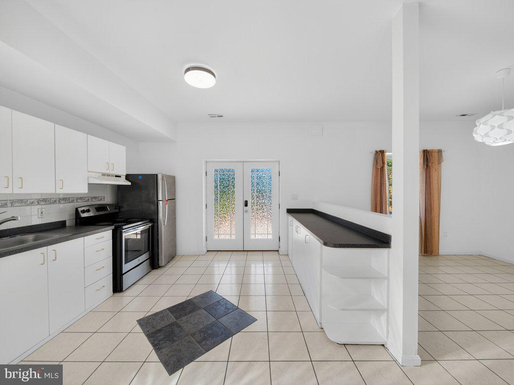 9290 Baker St Property Photo 53