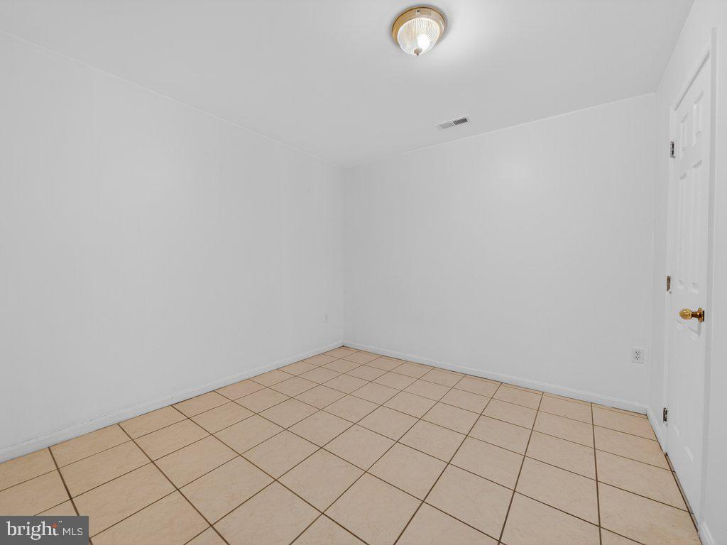 9290 Baker St Property Photo 64