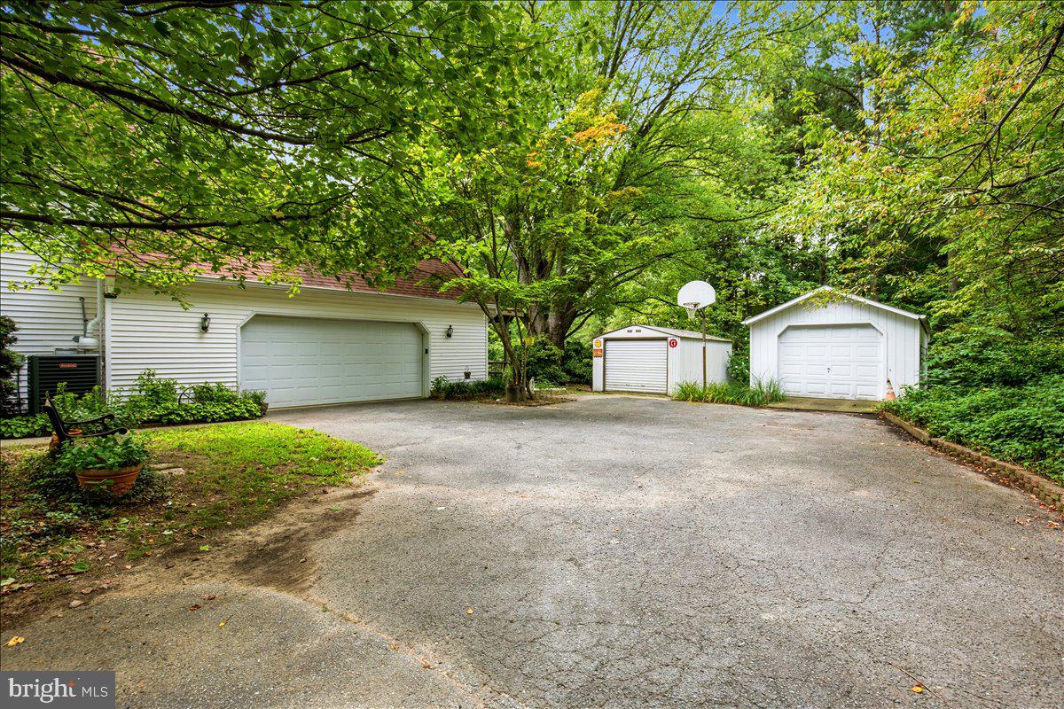 6405 Dant Dr Property Photo 40