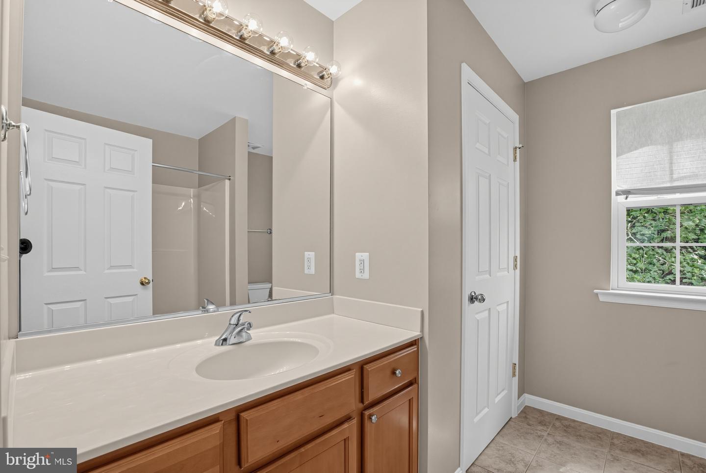 855 Bentley Dr Property Photo 18