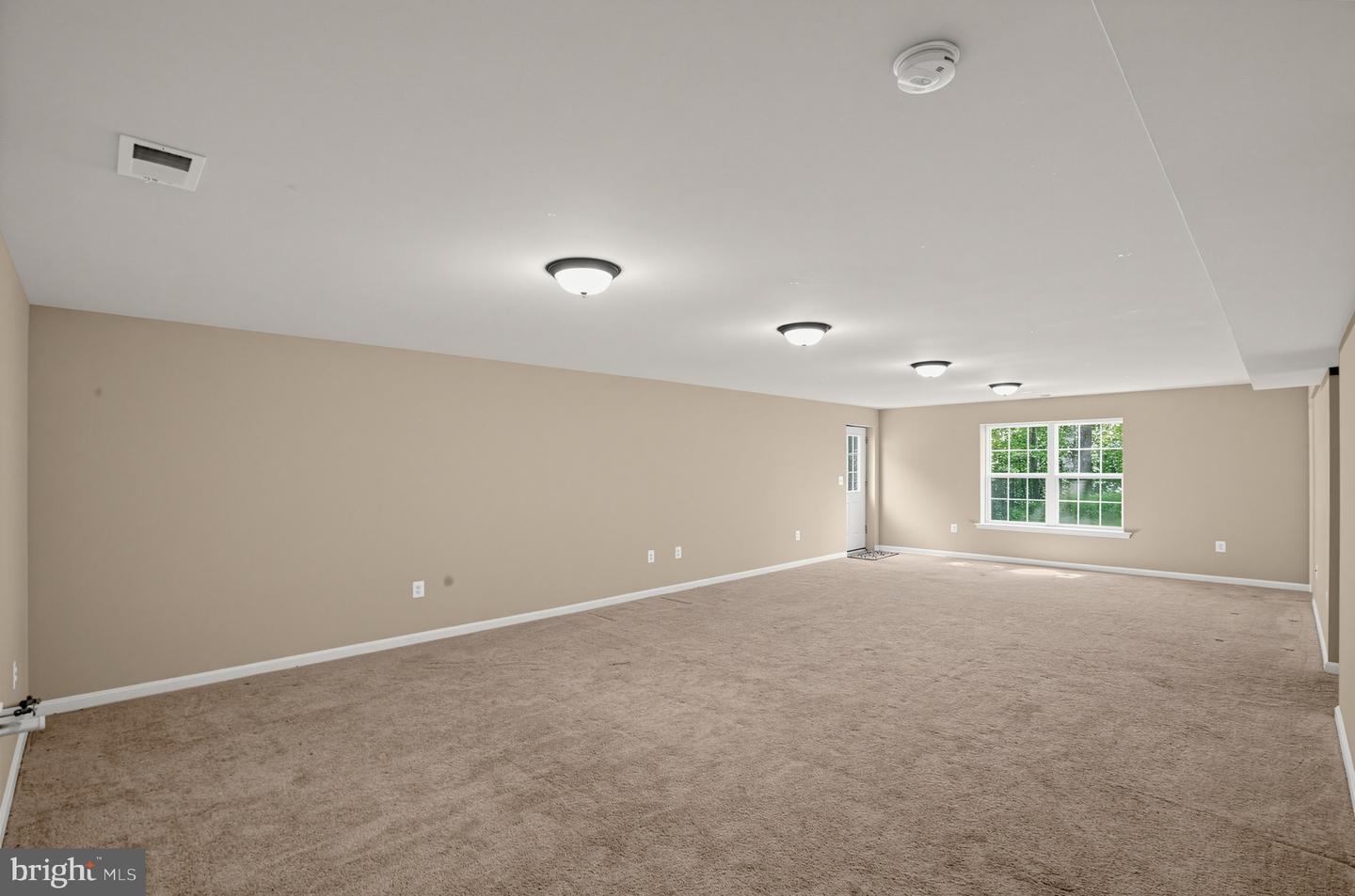855 Bentley Dr Property Photo 19