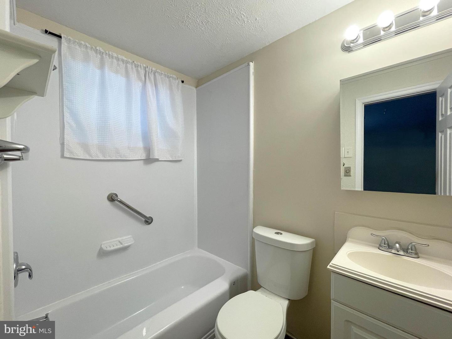 407 Clubhouse Dr Property Photo 11