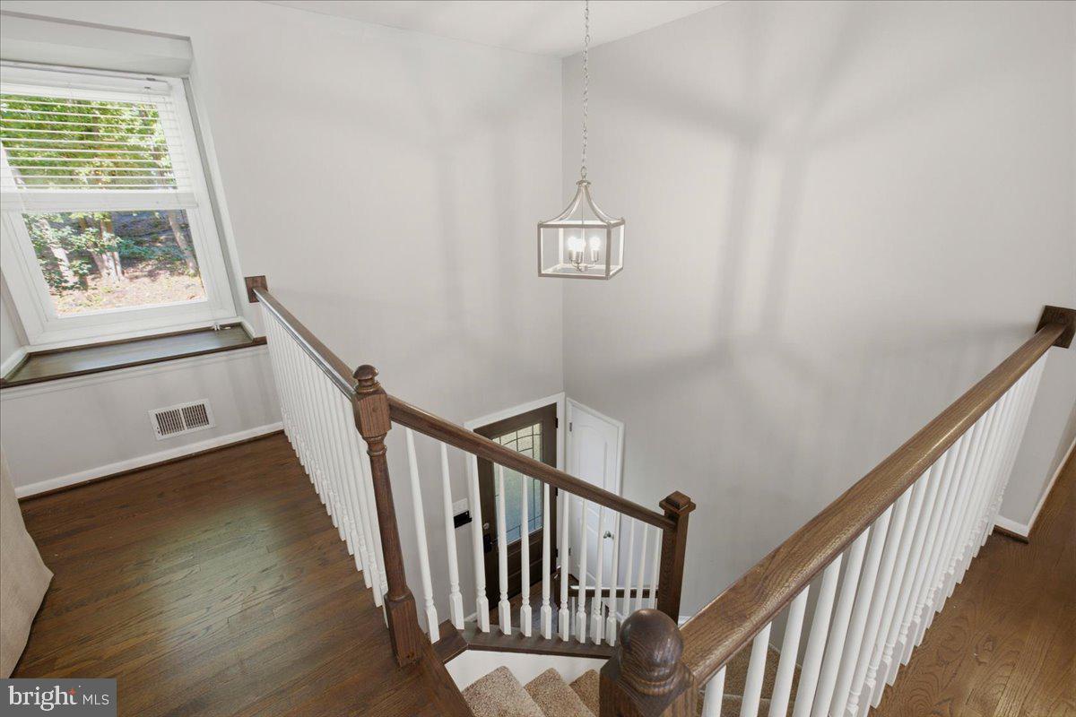 8827 Lafayette Dr Property Photo 12