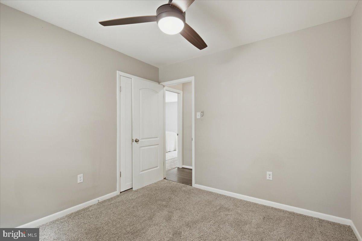 8827 Lafayette Dr Property Photo 27