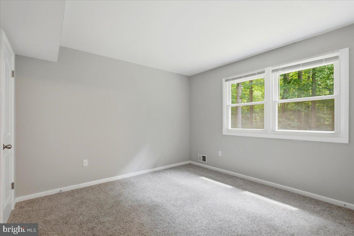 8827 Lafayette Dr Property Photo 43