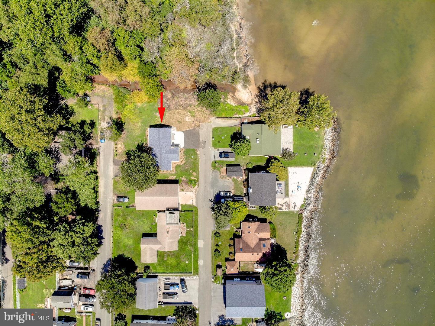 333 Bay Ave Property Photo 30