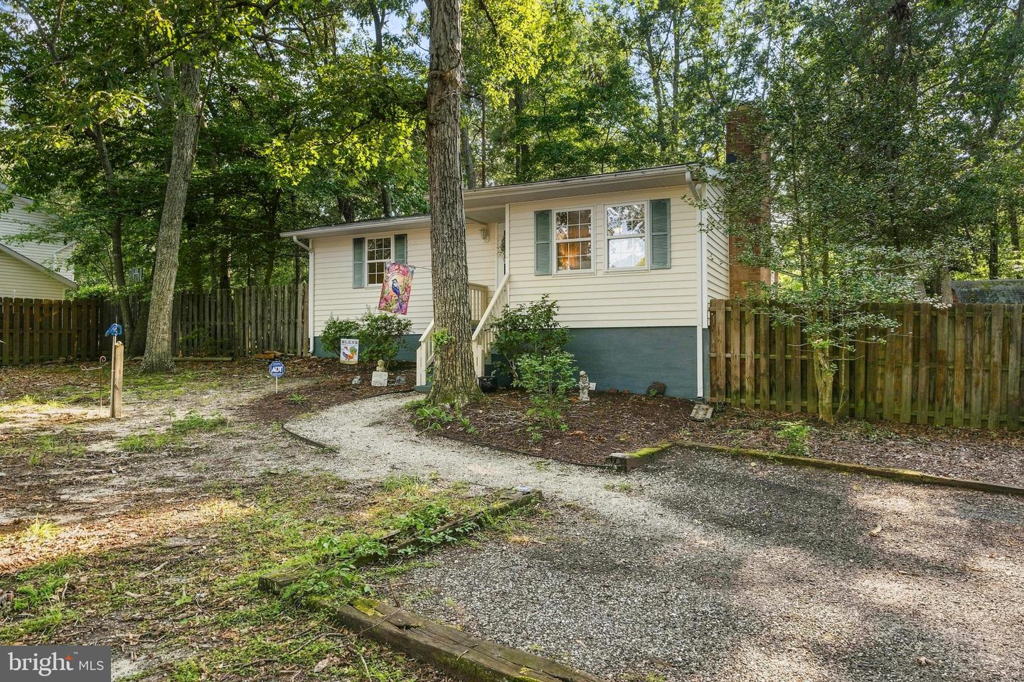 11407 Rawhide Rd Property Photo 3