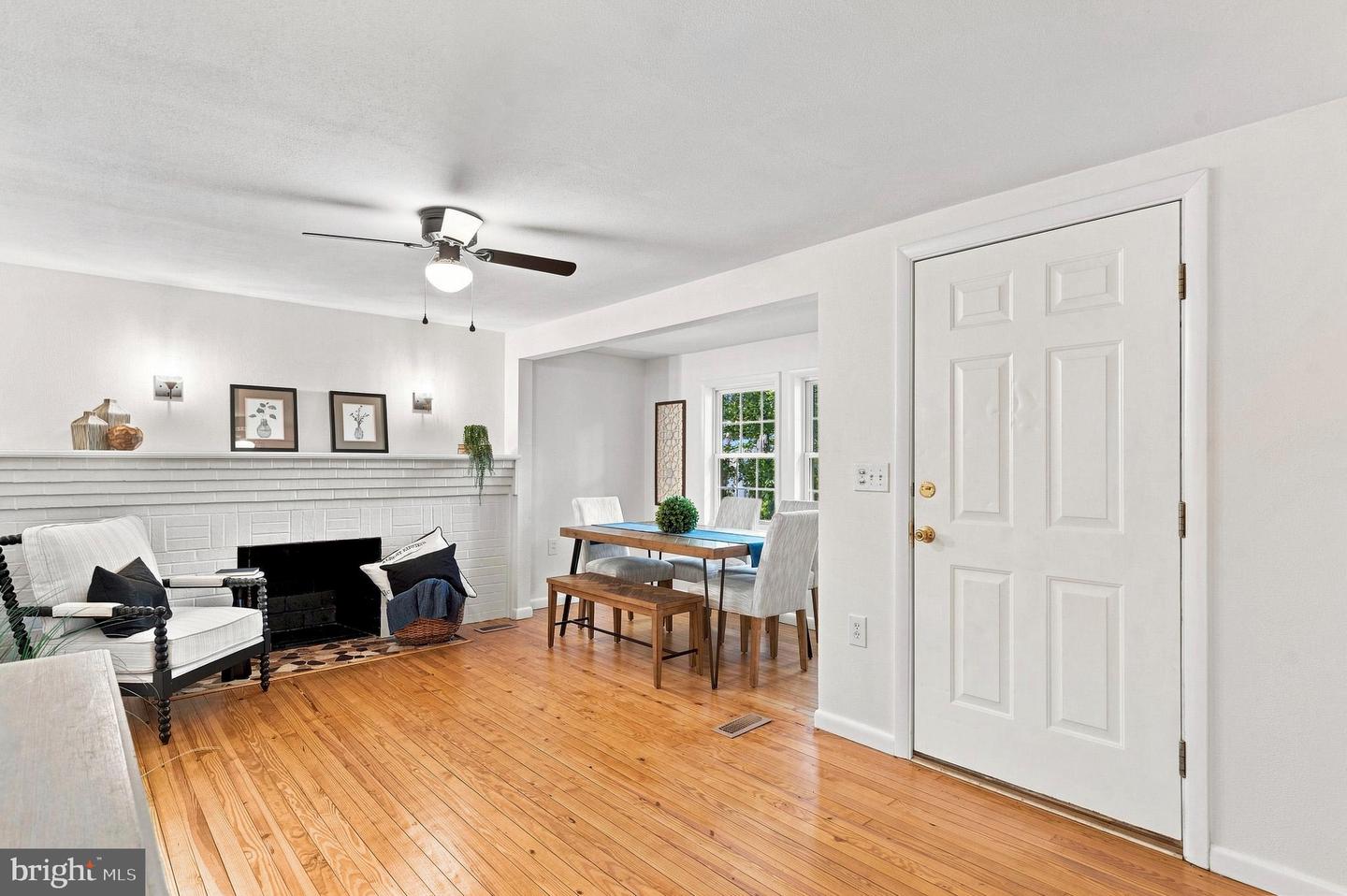 11407 Rawhide Rd Property Photo 6